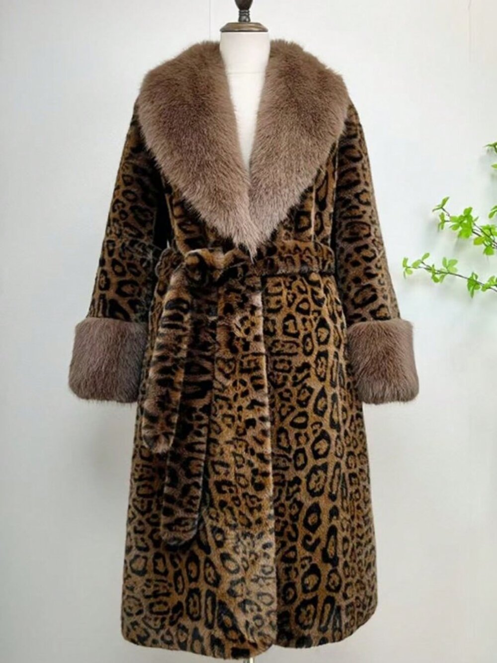Leopard Print Glamorous Style Women's faux fur coat
